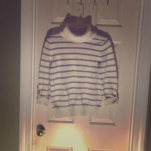 Turtle neck sweater